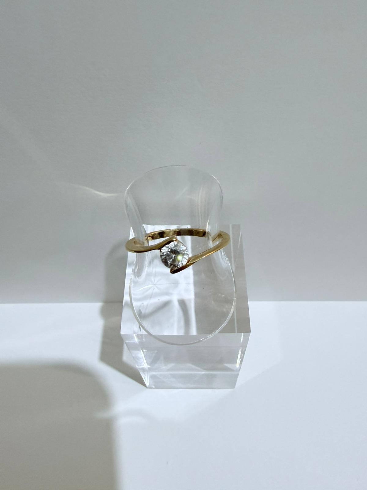 ANEL NOIVADO SOLITARIO OURO 8